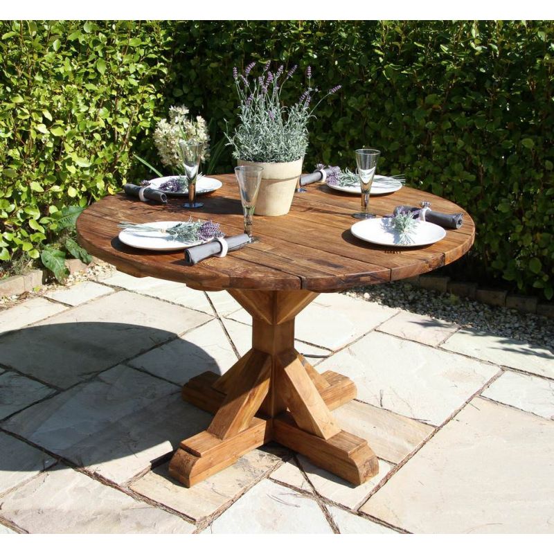 Luxury Reclaimed Outdoor Dining Tables - Sustainable Furniture