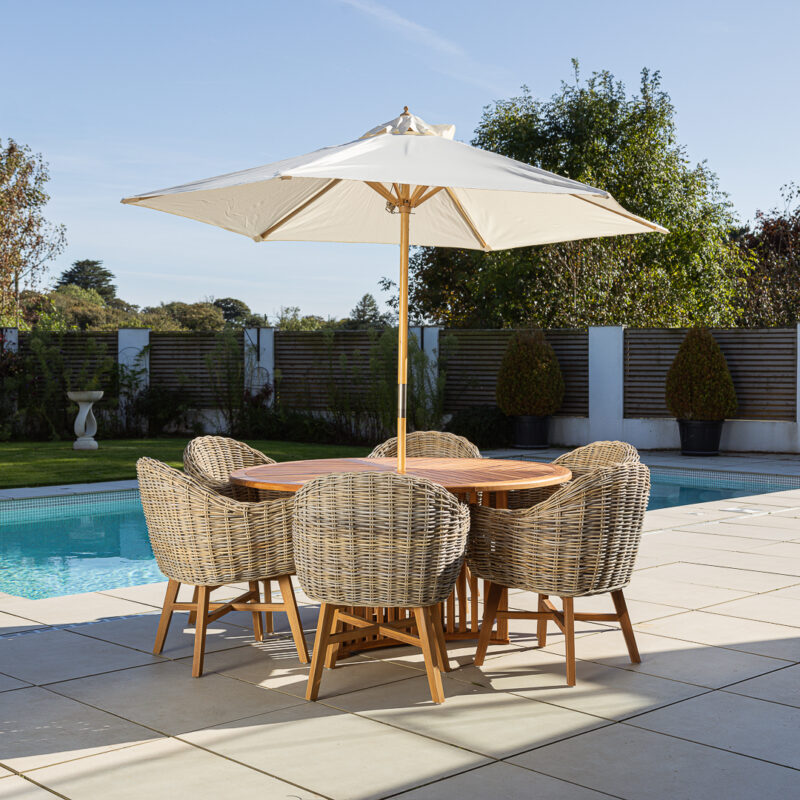 Radar 6 Seater Dining Set with Scandi Armchairs