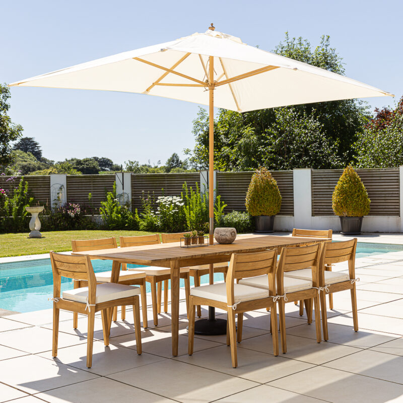 Savannah 6-8 Seater Extending Dining Set with Savannah Chairs